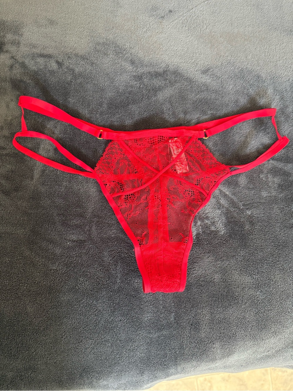 Victoria's secret very sexy thong panty xl red lace vs strappy